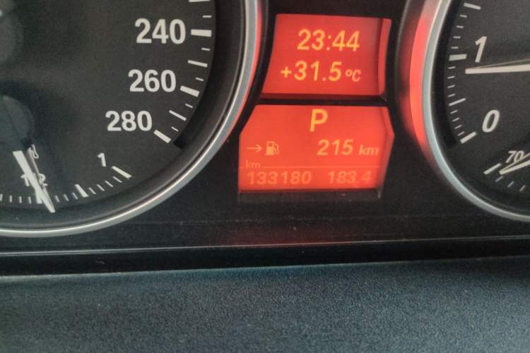 Used BMW 3 Series 2011 325i Convertible Coupe Odometer Close Up