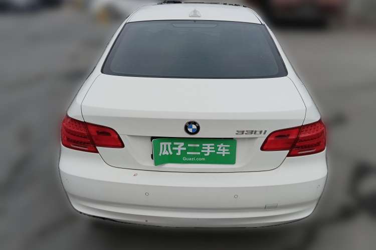 Used BMW 3 Series 2011 330i two-door coupe Rear