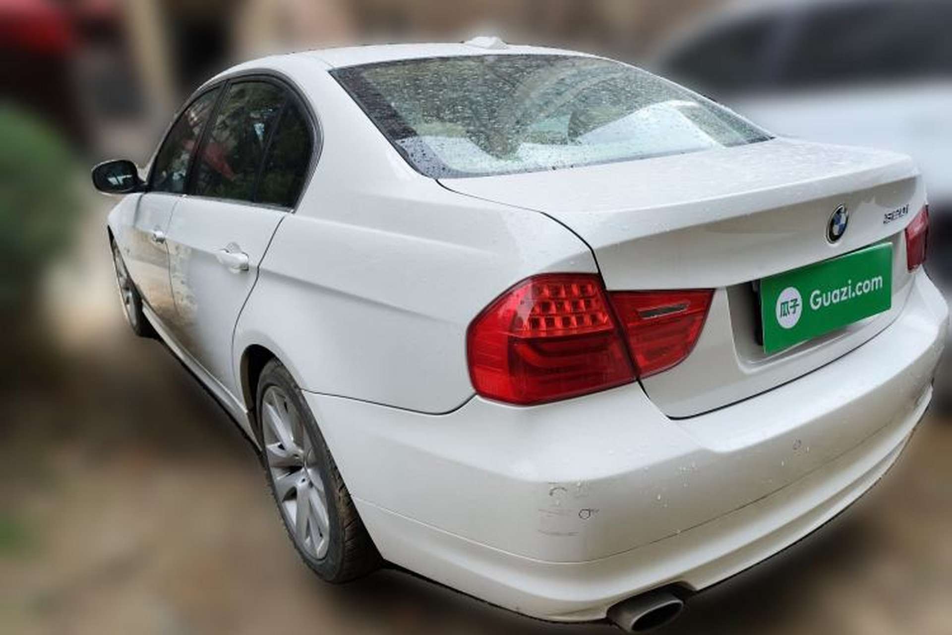 Used BMW 3 Series 2011 320i Luxury Edition Rear Left 45 Deg