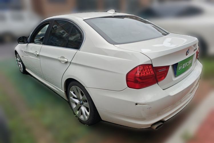 Used BMW 3 Series 2011 320i Luxury Edition Rear Left 45 Deg