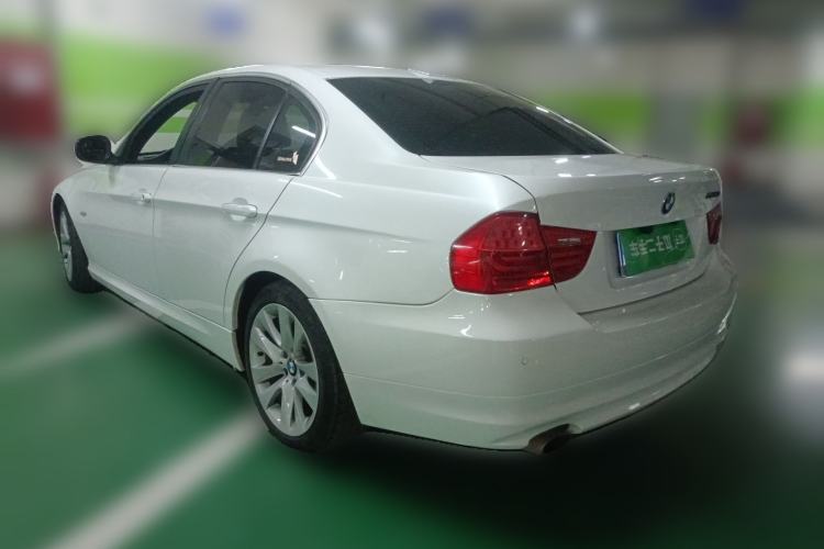 Used BMW 3 Series 2011 320i Luxury Edition Rear Left 45 Deg