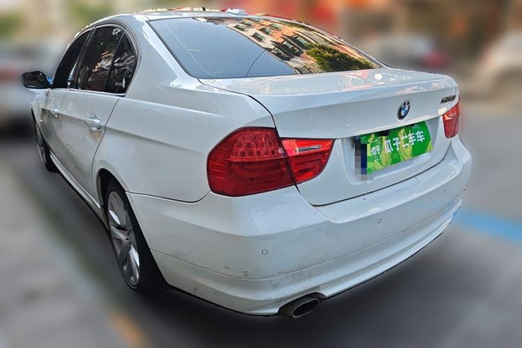 Used BMW 3 Series 2011 320i Luxury Edition Rear Left 45 Deg