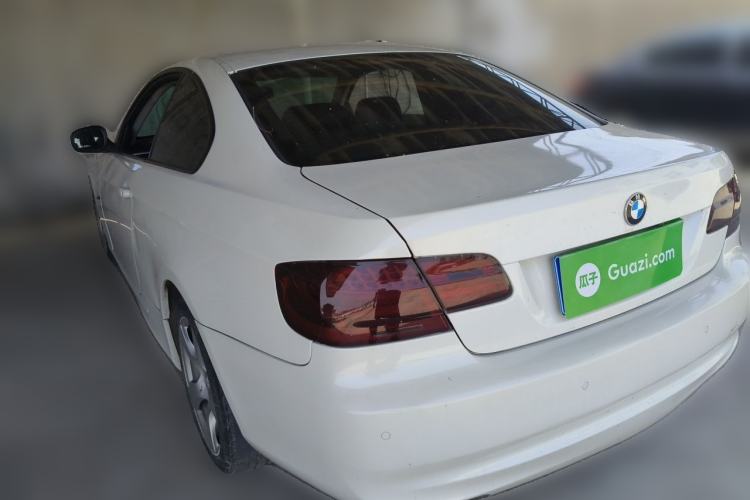 Used BMW 3 Series 2011 320i Coupe Rear Left 45 Deg