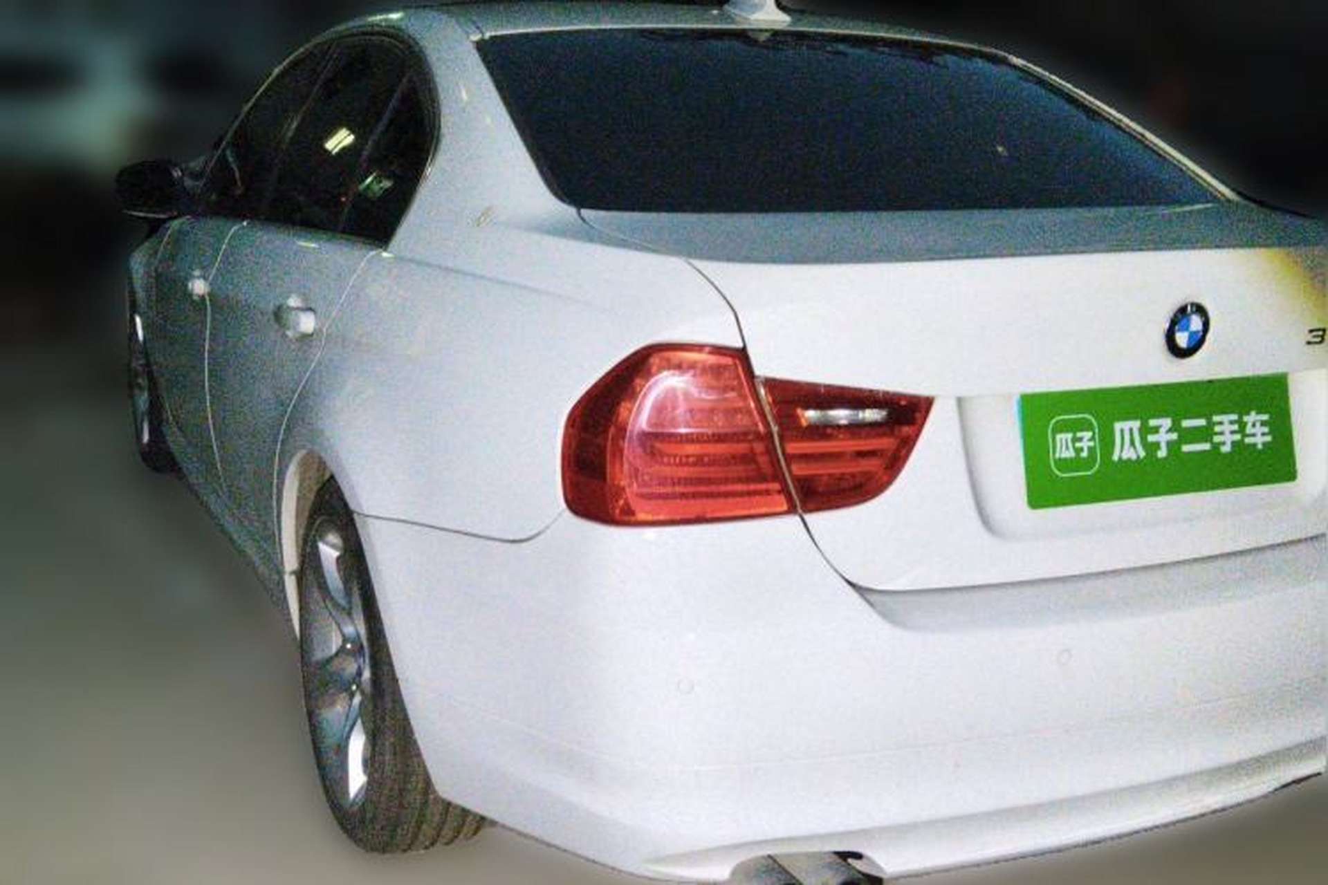 Used BMW 3 Series 2011 325i Luxury Edition Rear Left 45 Deg