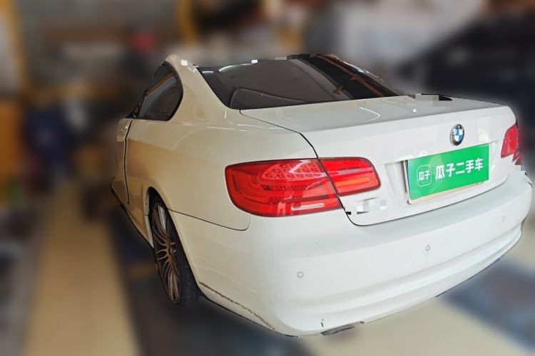 Used BMW 3 Series 2011 320i Coupe Rear Left 45 Deg