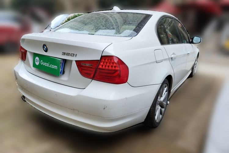 Used BMW 3 Series 2011 320i Luxury Edition Rear Right 45 Deg