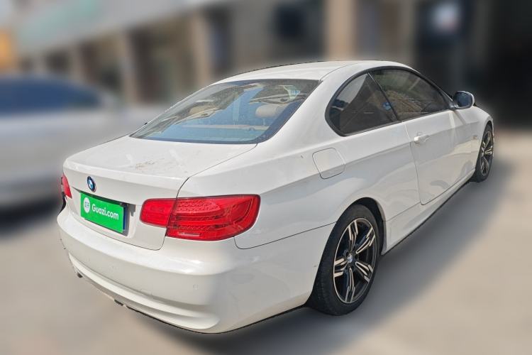 Used BMW 3 Series 2011 320i Coupe Rear Right 45 Deg