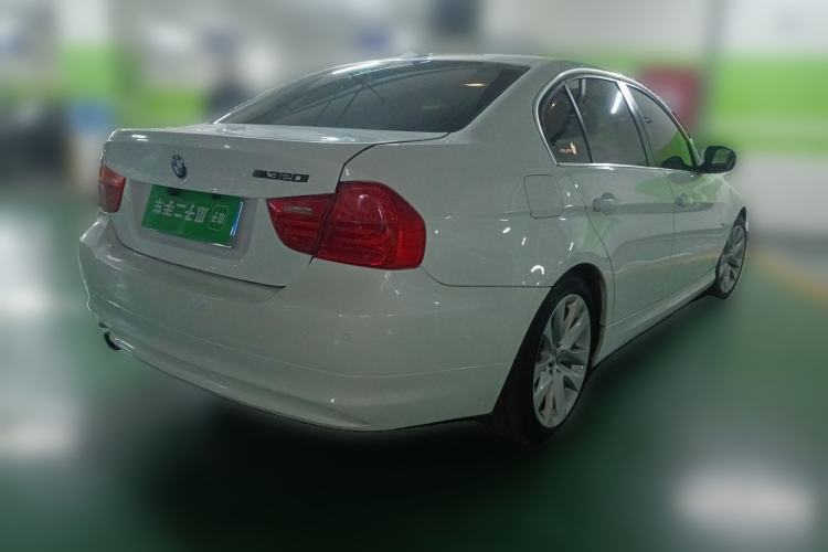 Used BMW 3 Series 2011 320i Luxury Edition Rear Right 45 Deg