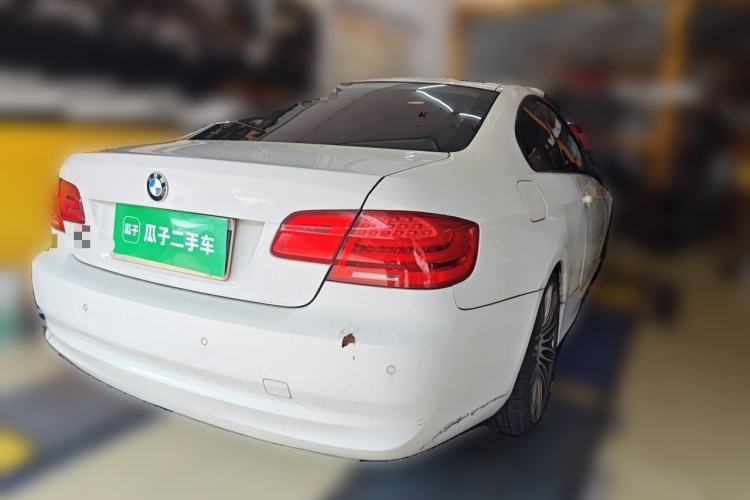 Used BMW 3 Series 2011 320i Coupe Rear Right 45 Deg