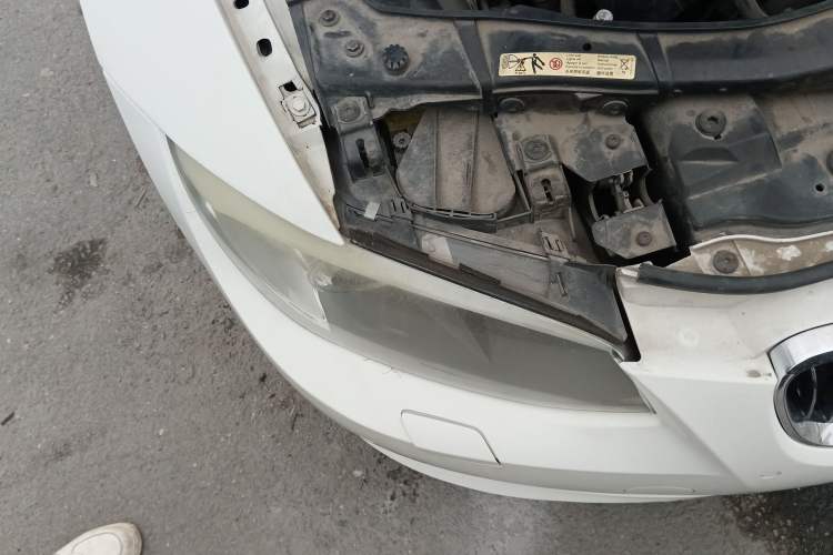 Used BMW 3 Series 2011 330i two-door coupe Right Front Headlight