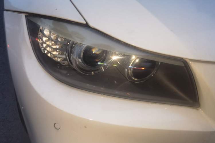 Used BMW 3 Series 2011 320i Sport Edition Right Front Headlight