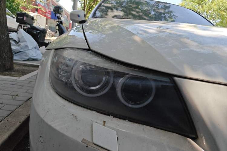 Used BMW 3 Series 2011 320i Luxury Edition Right Front Headlight