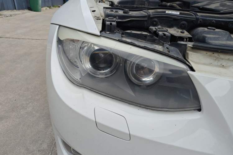Used BMW 3 Series 2011 320i Convertible Coupe Right Front Headlight