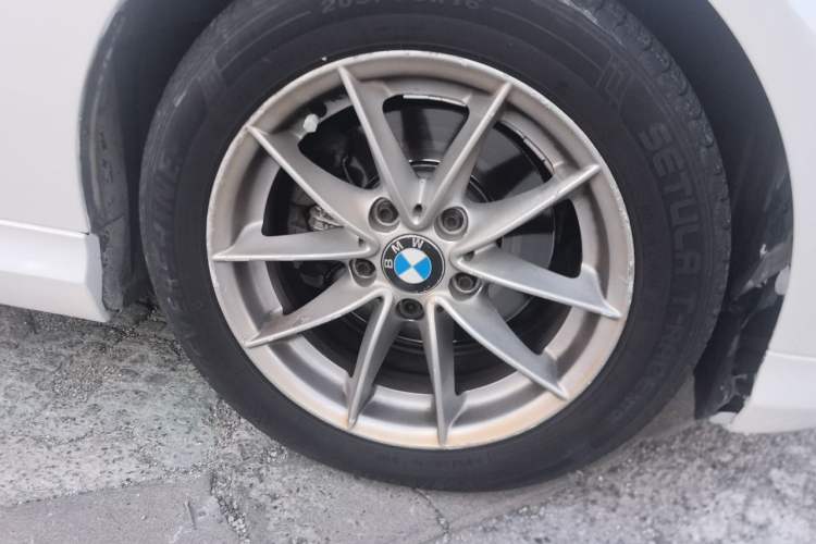 Used BMW 3 Series 2011 318i Leading Model Right Front Wheel Hub