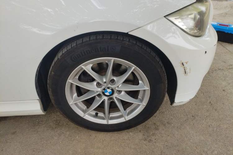 Used BMW 3 Series 2011 318i Leading Model Right Front Wheel Hub