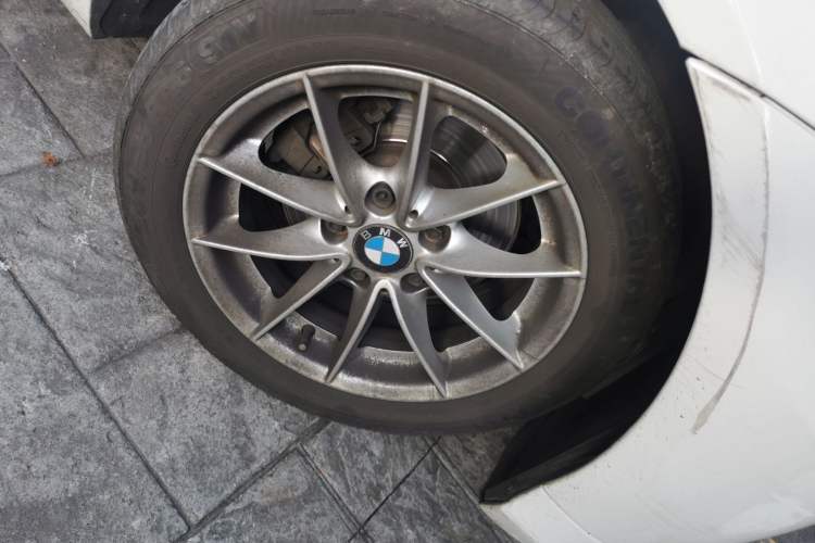 Used BMW 3 Series 2011 318i Leading Model Right Front Wheel Hub