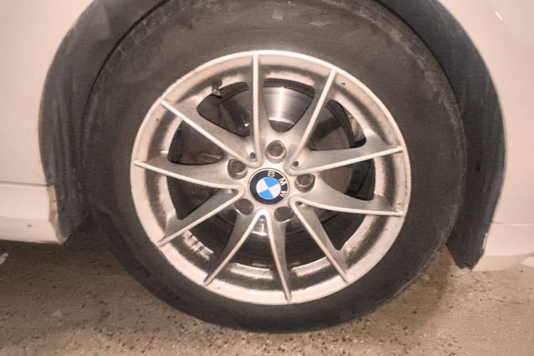 Used BMW 3 Series 2011 318i Leading Model Right Front Wheel Hub