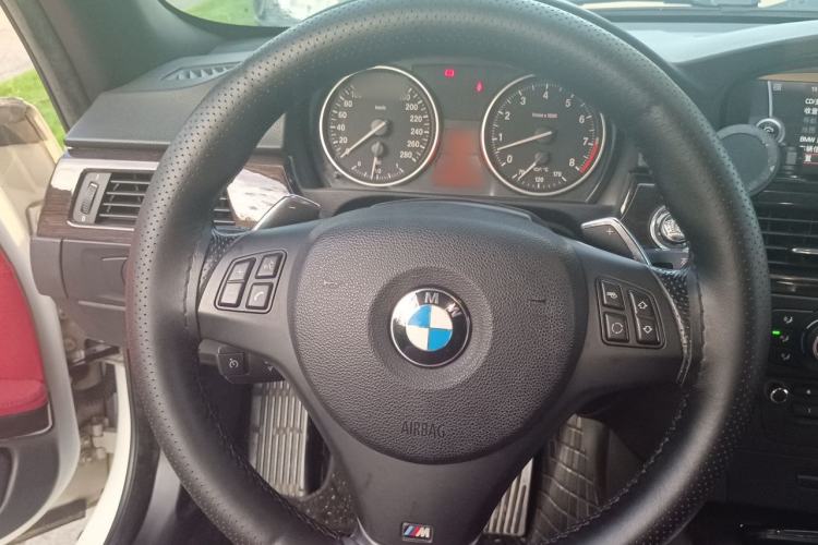 Used BMW 3 Series 2011 335i Convertible Coupe Steering Wheel