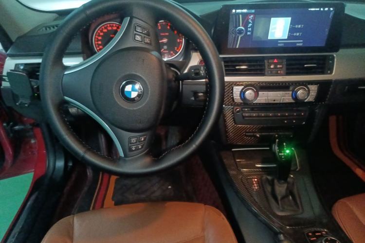 Used BMW 3 Series 2011 320i Luxury Edition Steering Wheel