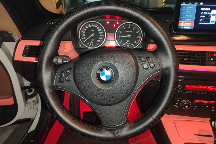 Used BMW 3 Series 2011 325i Convertible Coupe Steering Wheel