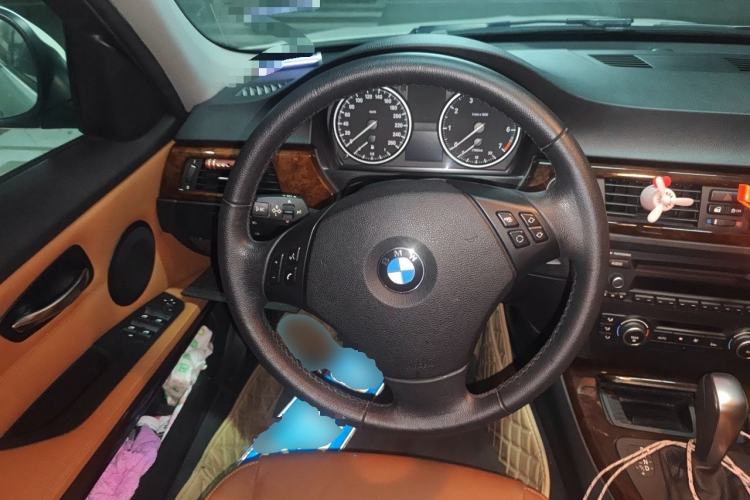 Used BMW 3 Series 2011 320i Sport Edition Steering Wheel
