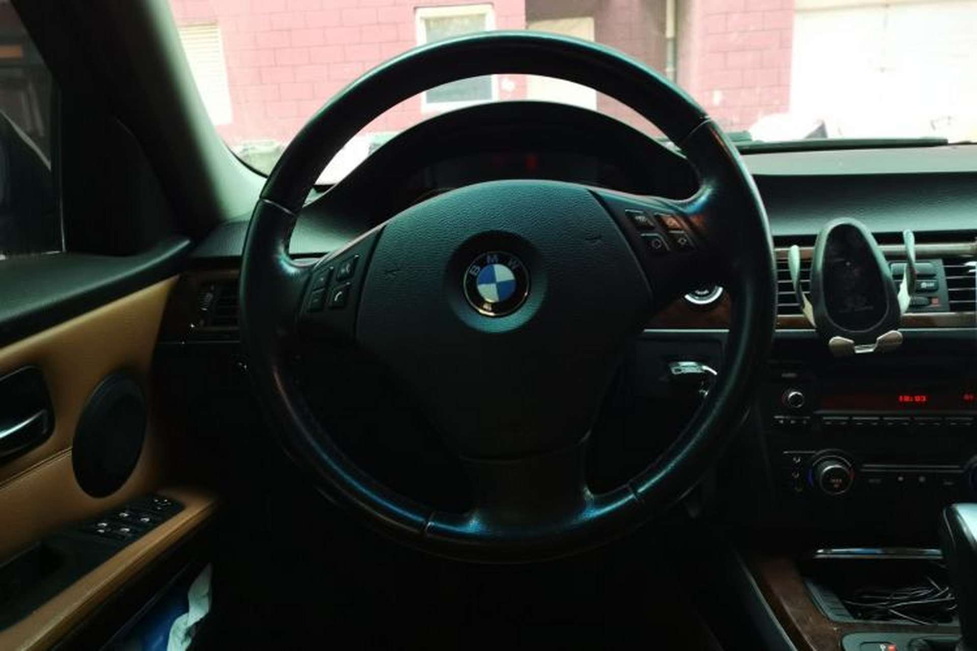 Used BMW 3 Series 2011 320i Sport Edition Steering Wheel