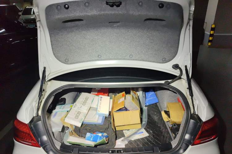 Used BMW 3 Series 2011 320i Coupe Trunk