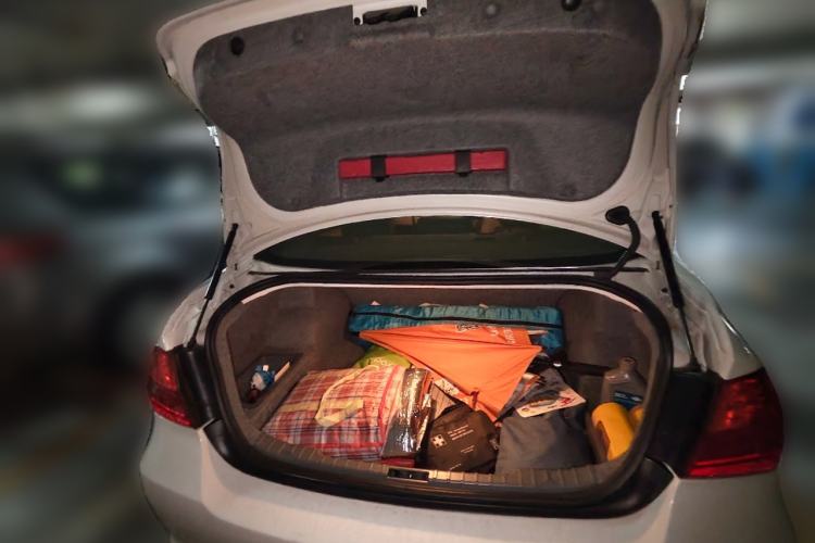 Used BMW 3 Series 2011 325i Luxury Edition Trunk