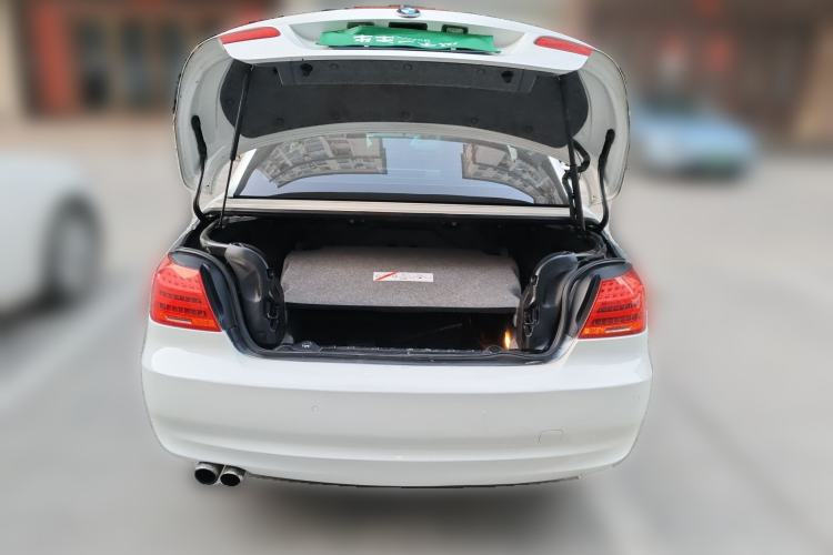 Used BMW 3 Series 2011 325i Convertible Coupe Trunk