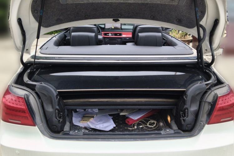 Used BMW 3 Series 2011 325i Convertible Coupe Trunk