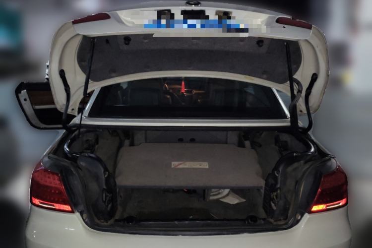 Used BMW 3 Series 2011 320i Convertible Coupe Trunk