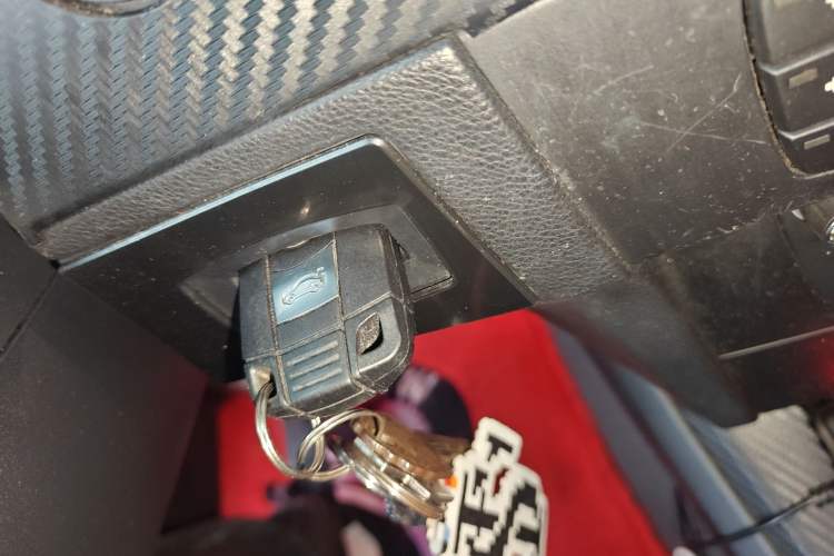 Used BMW 3 Series 2011 330i Convertible Coupe Vehicle Key