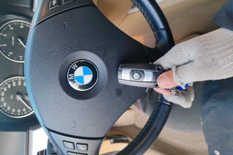 Used BMW 3 Series 2011 318i Leading Model Vehicle Key