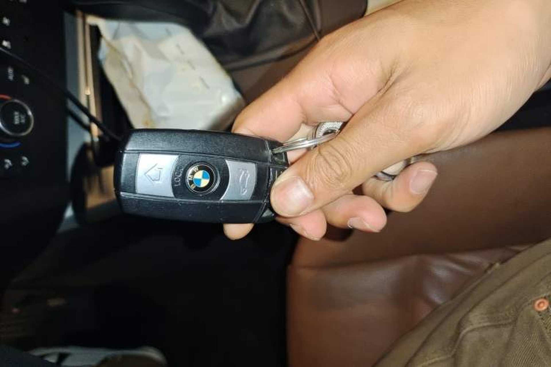 Used BMW 3 Series 2011 325i Convertible Coupe Vehicle Key