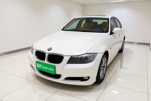 Ojetý BMW 3 Series 2011 318i Leading Model