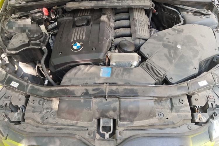 Used BMW 3 Series 2011 325i Convertible Coupe Engine Bay