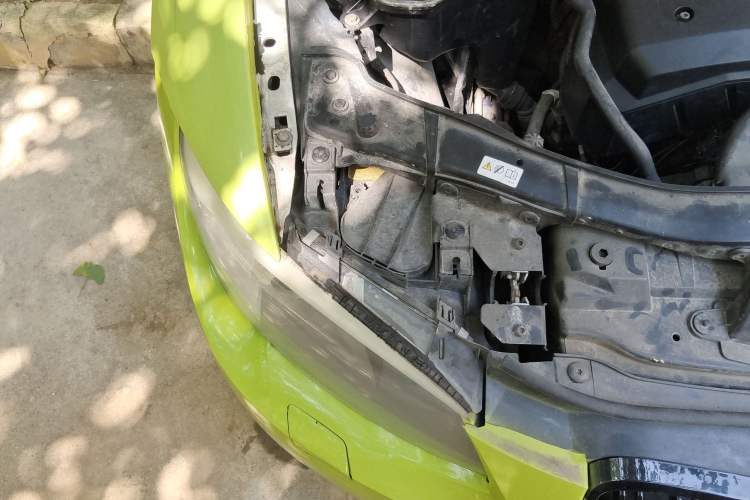Used BMW 3 Series 2011 325i Convertible Coupe Engine Bay Right