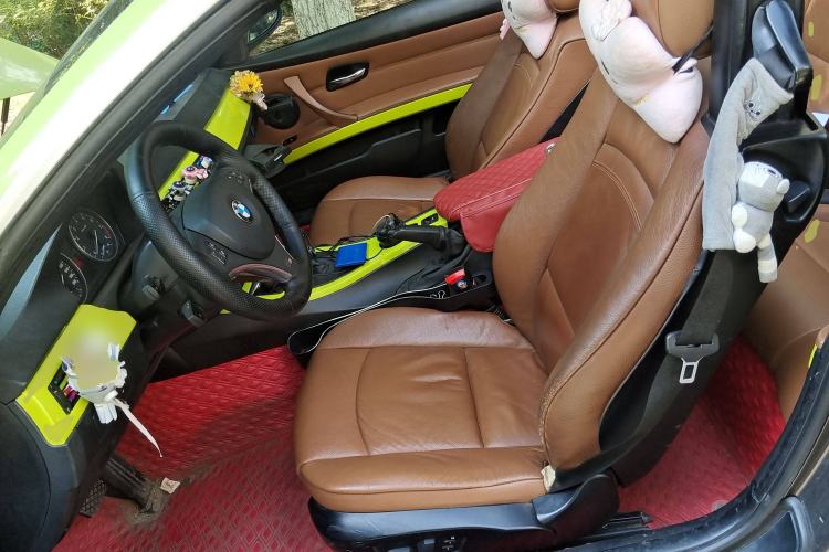 Used BMW 3 Series 2011 325i Convertible Coupe Left Front Seat