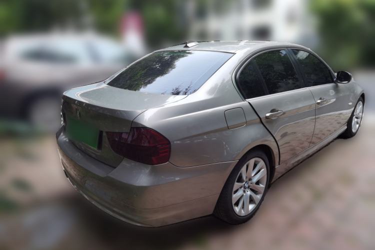 Used BMW 3 Series 2011 320i Luxury Edition Rear Right 45 Deg