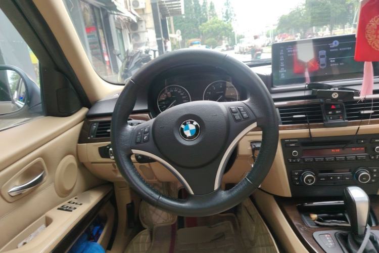 Used BMW 3 Series 2011 325i Sport Edition Steering Wheel