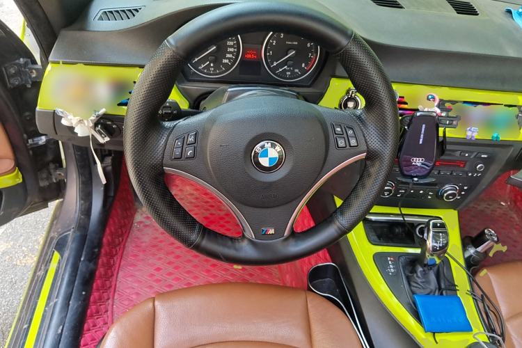 Used BMW 3 Series 2011 325i Convertible Coupe Steering Wheel