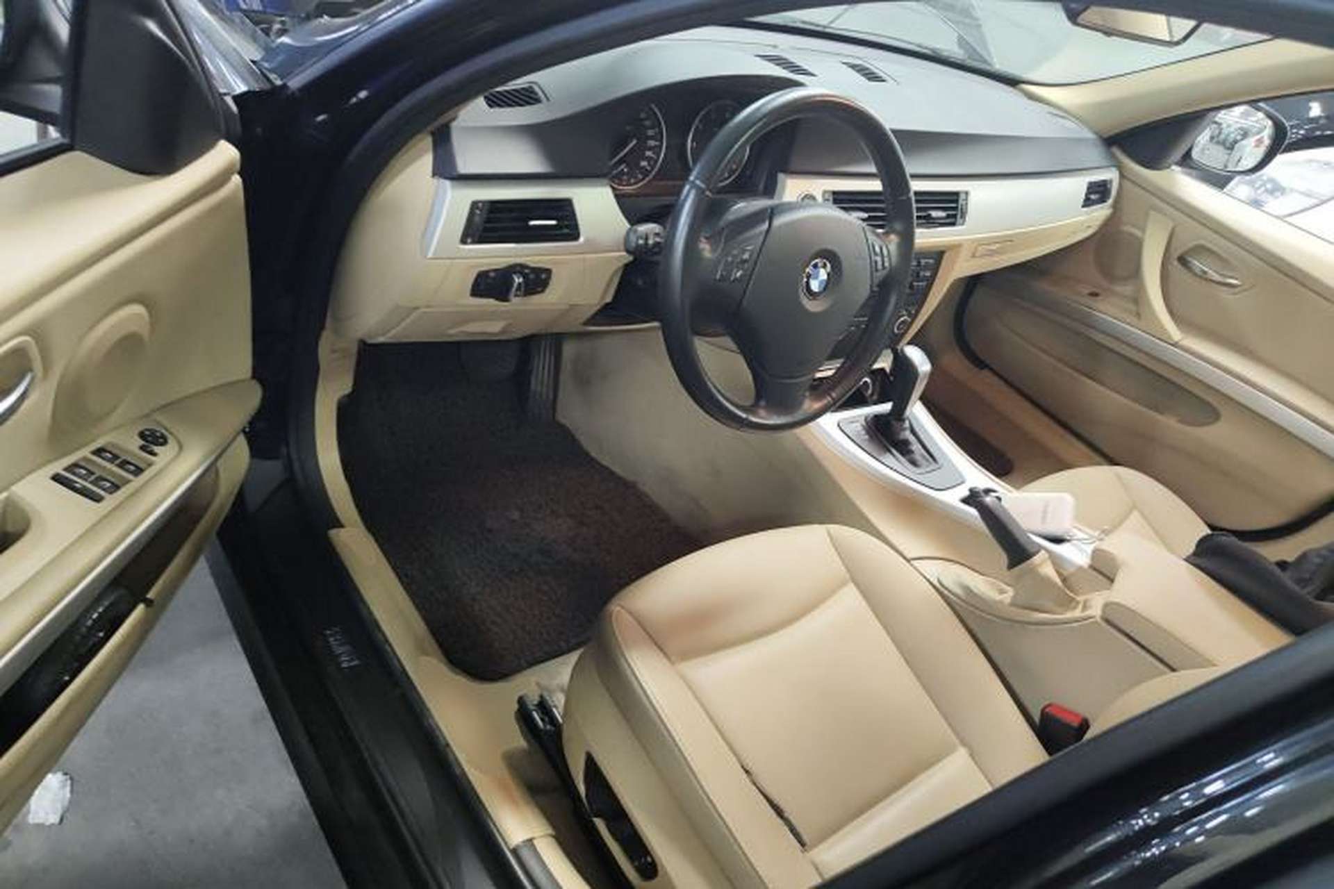 Used BMW 3 Series 2012 318i Leading Model Driver Seat
