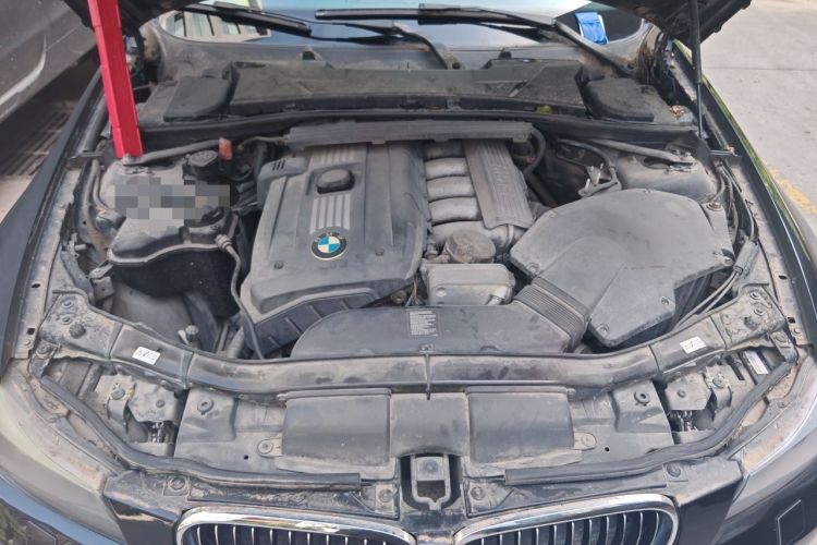 Used BMW 3 Series 2012 325i Sport Edition Engine Bay