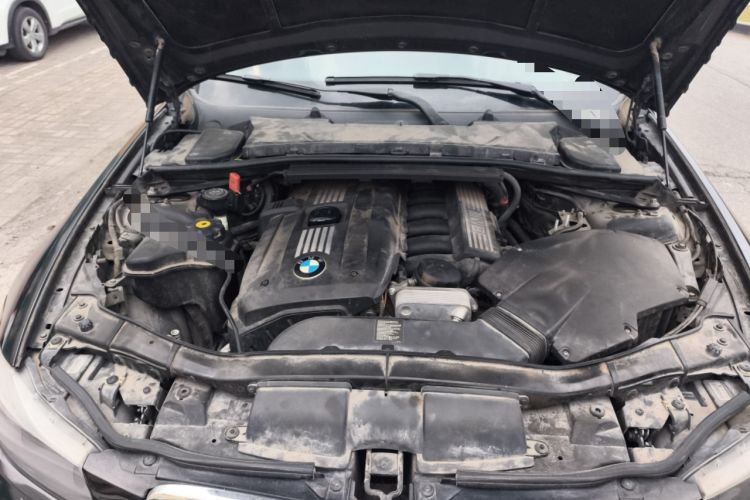 Used BMW 3 Series 2012 325i Luxury Edition Engine Bay