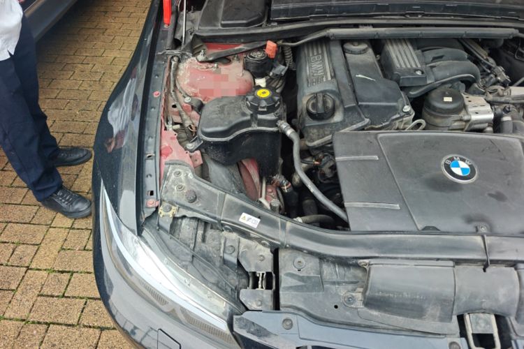 Used BMW 3 Series 2012 320i Sport Edition Engine Bay Right