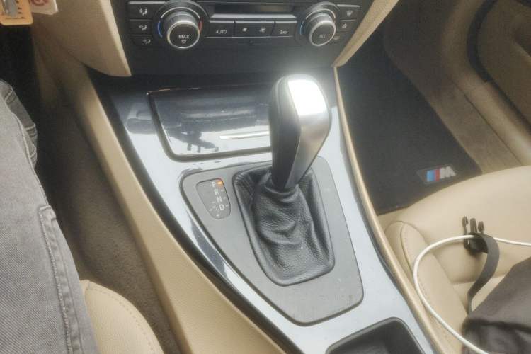 Used BMW 3 Series 2012 318i Leading Model Gear Lever