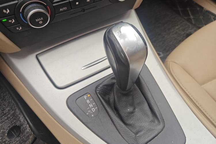 Used BMW 3 Series 2012 318i Leading Model Gear Lever