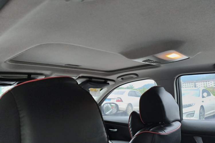 Used BMW 3 Series 2012 318i Leading Model Headliner