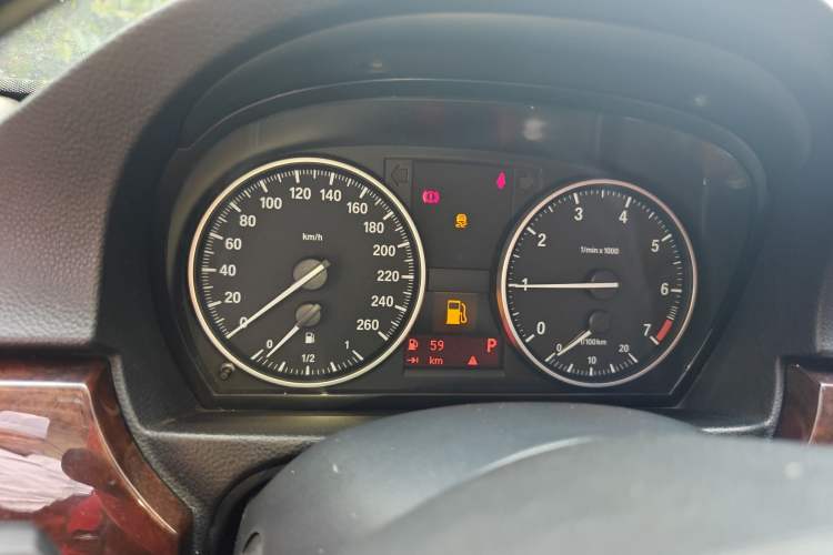 Used BMW 3 Series 2012 320i Sport Edition Instrument Cluster