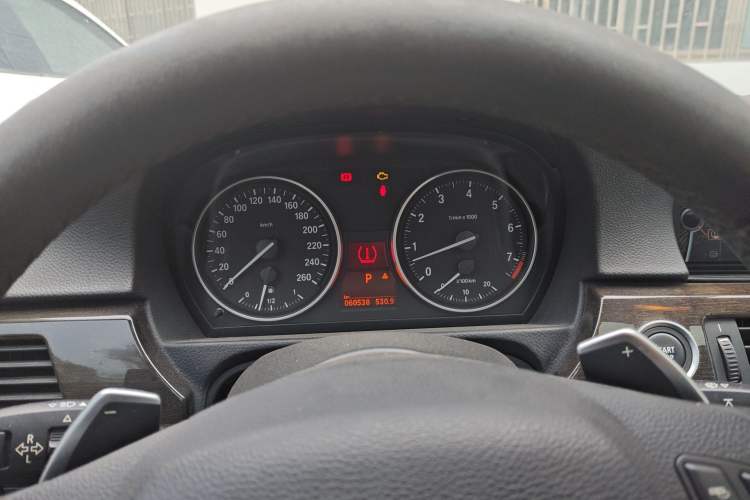 Used BMW 3 Series 2012 325i Luxury Edition Instrument Cluster